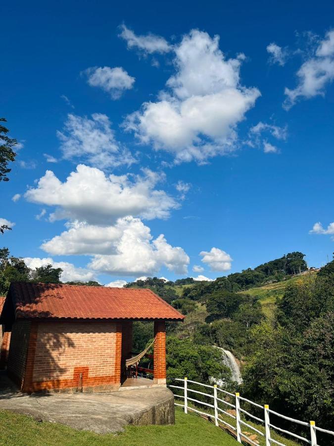 Chales Pedacim Du Ceu Bueno Brandão エクステリア 写真
